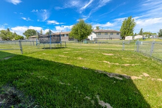 9306-93108 108 Ave in Grande Prairie, AB - Building Photo - Building Photo