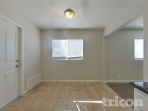 916 Jacobsen St, Unit 613 in Antioch, CA - Building Photo - Building Photo