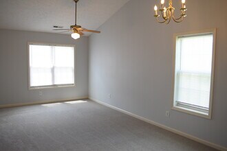 6923 Alamosa Dr in Wilmington, NC - Foto de edificio - Building Photo