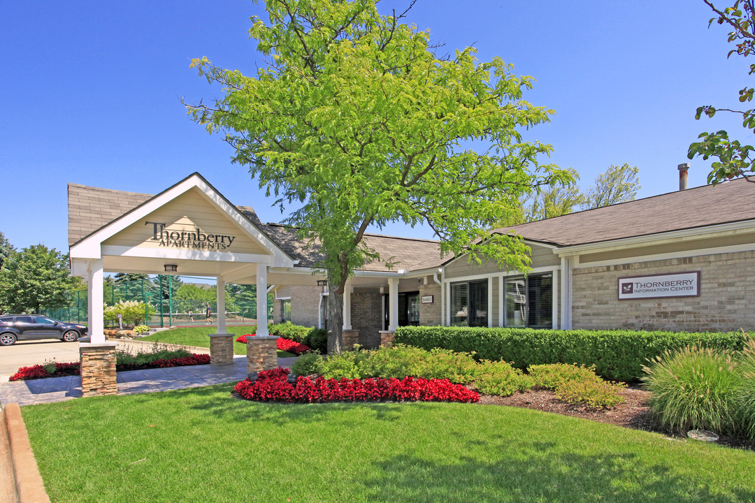 Thornberry Apartments in West Bloomfield, MI - Foto de edificio