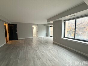 1243 Beacon St, Unit 1243 in Brookline, MA - Building Photo - Building Photo