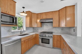 467 NE 31st St in Boca Raton, FL - Building Photo - Building Photo