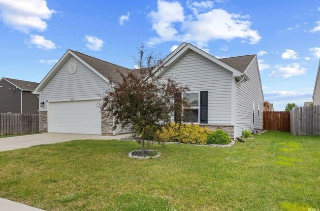 2612 Glastonbury Way in Lafayette, IN - Building Photo - Building Photo