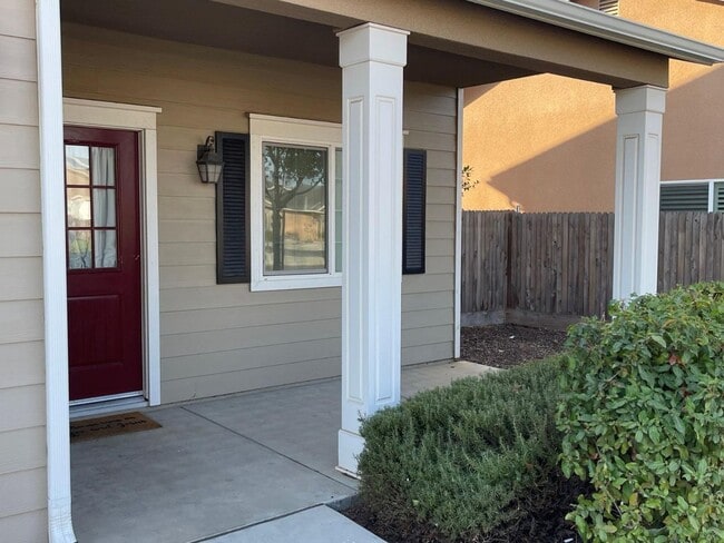 4118 Duncan Ave in Clovis, CA - Building Photo - Building Photo