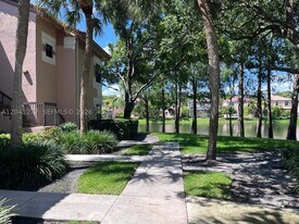 10700 NW 14th St in Plantation, FL - Building Photo