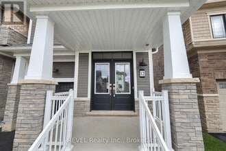 12 Rudder Rd in Welland, ON - Building Photo - Building Photo