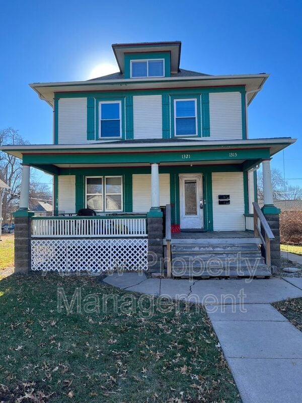 property at 1321 Garfield St
