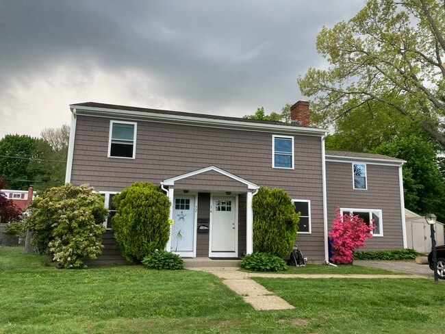 54 Kelly St, Unit Duplex