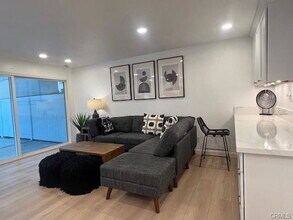 9 Silver Fir in Irvine, CA - Building Photo - Building Photo