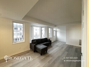 4330 Ebenezer Rd in Brampton, ON - Building Photo - Building Photo