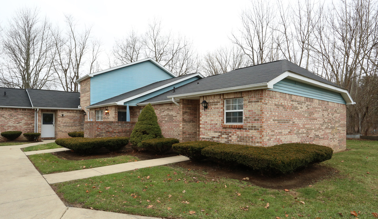 Madison Square Apartments in Plain City, OH - Building Photo