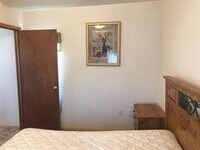 308 E Spruce St photo'