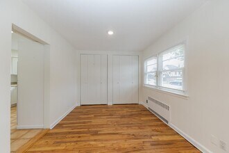 165 Franklin S Blvd in Long Beach, NY - Building Photo - Building Photo