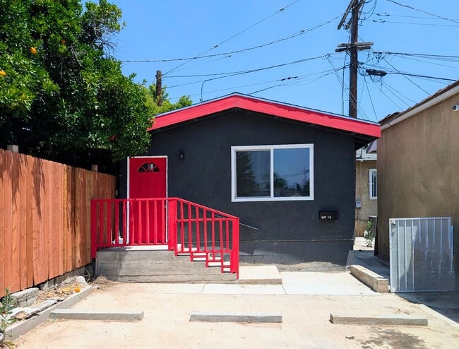 property at 1575 Munson Ave