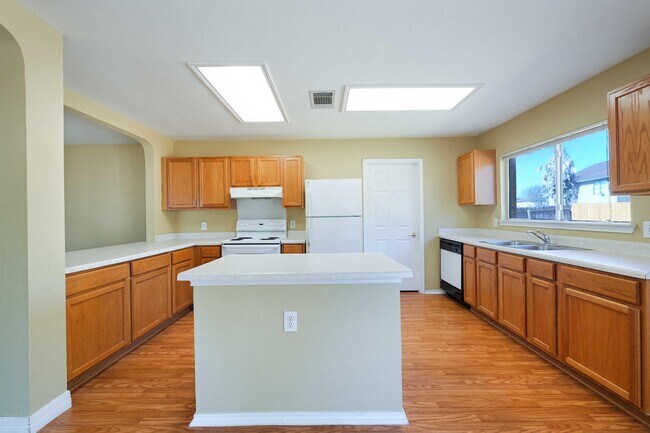 7528 Cats-Eye Ln in Austin, TX - Building Photo - Building Photo