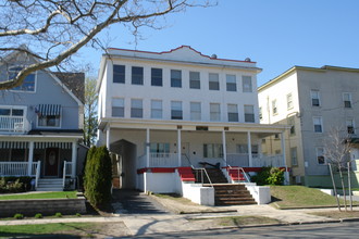 Parkcrest Apartments in Asbury Park, NJ - Building Photo - Building Photo