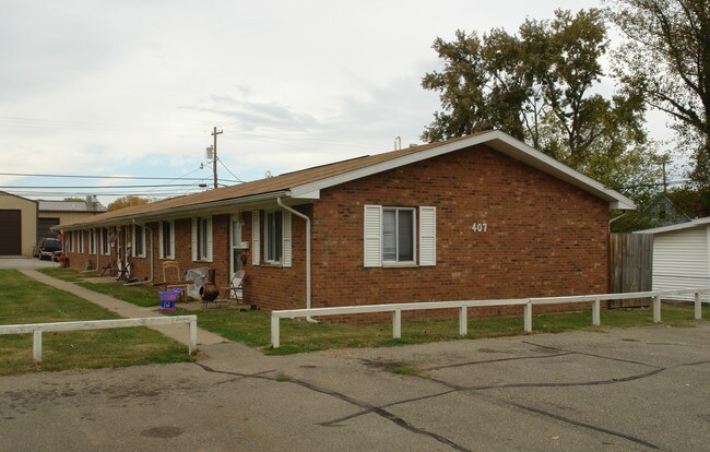 406-407 Florence St in Belpre, OH - Building Photo - Building Photo