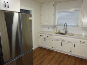 2600 18th St in Sacramento, CA - Building Photo - Building Photo