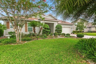 256 Vivian James Dr in St. Augustine, FL - Building Photo - Building Photo