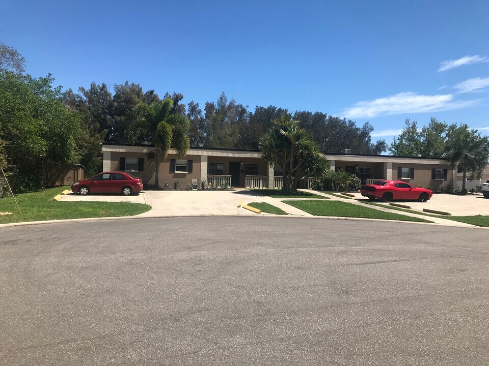 7931 2nd St N, Unit Unit C in St. Petersburg, FL - Foto de edificio