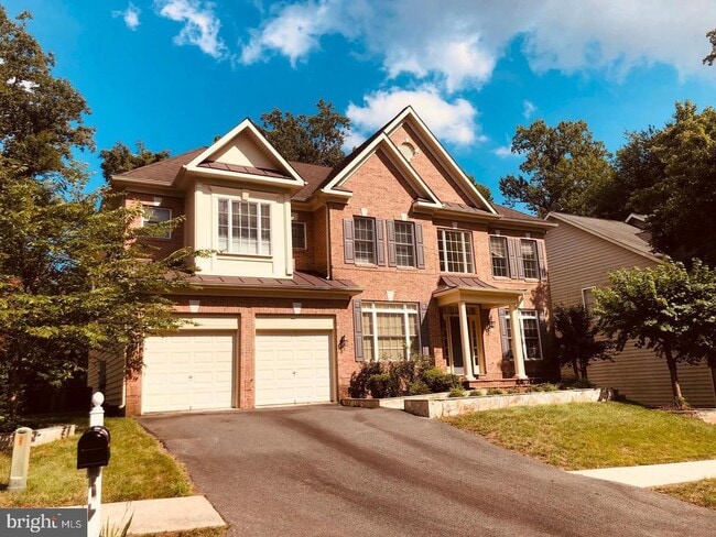 8533 Gallahan Ct