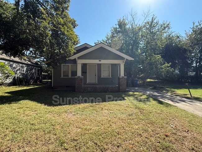 property at 3128 E 4th St