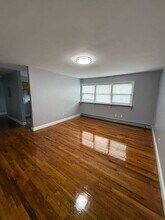 364 Williamson St in Elizabeth, NJ - Foto de edificio - Building Photo