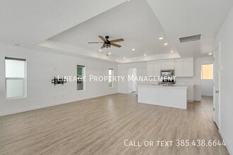 3559 S Lydia Ann Ln in West Valley City, UT - Building Photo - Building Photo