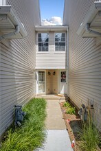 2479 Stoughton Cir in Aurora, IL - Building Photo - Building Photo