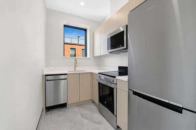 637 Quincy St in Brooklyn, NY - Building Photo - Building Photo