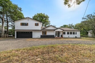2038 Avon Dr in Denison, TX - Building Photo - Building Photo