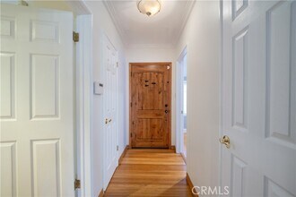 14024 Cantlay St in Los Angeles, CA - Building Photo - Building Photo