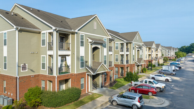 Independence Place West Fayetteville in Fayetteville, NC - Building Photo - Building Photo