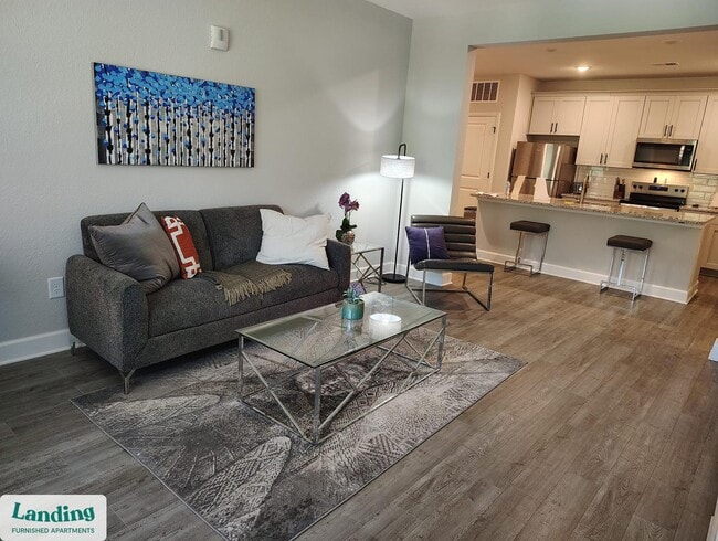 120 NW 148th Terrace in Newberry, FL - Foto de edificio - Building Photo