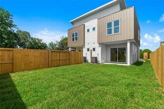 8205 Parnell St in Houston, TX - Building Photo - Building Photo