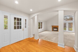 1137 Riverrock Way in Medford, OR - Building Photo - Building Photo