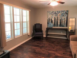 5914 Whispering Pines Rd in Lakeland, FL - Building Photo - Building Photo