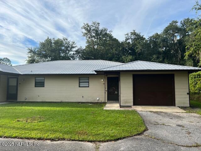 property at 902 Epperson Ln