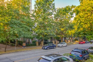 Brio at Collingwood Village in Vancouver, BC - Building Photo