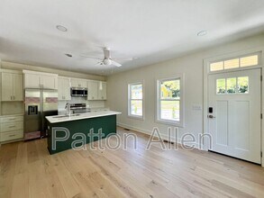 10 Deaver Park Cir in Asheville, NC - Building Photo - Building Photo