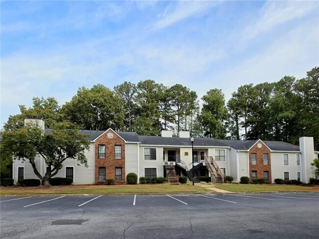 property at 590 Windchase Ln