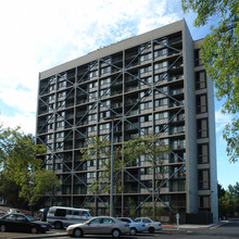 Marina Tower Apartments in Vallejo, CA - Building Photo - Building Photo