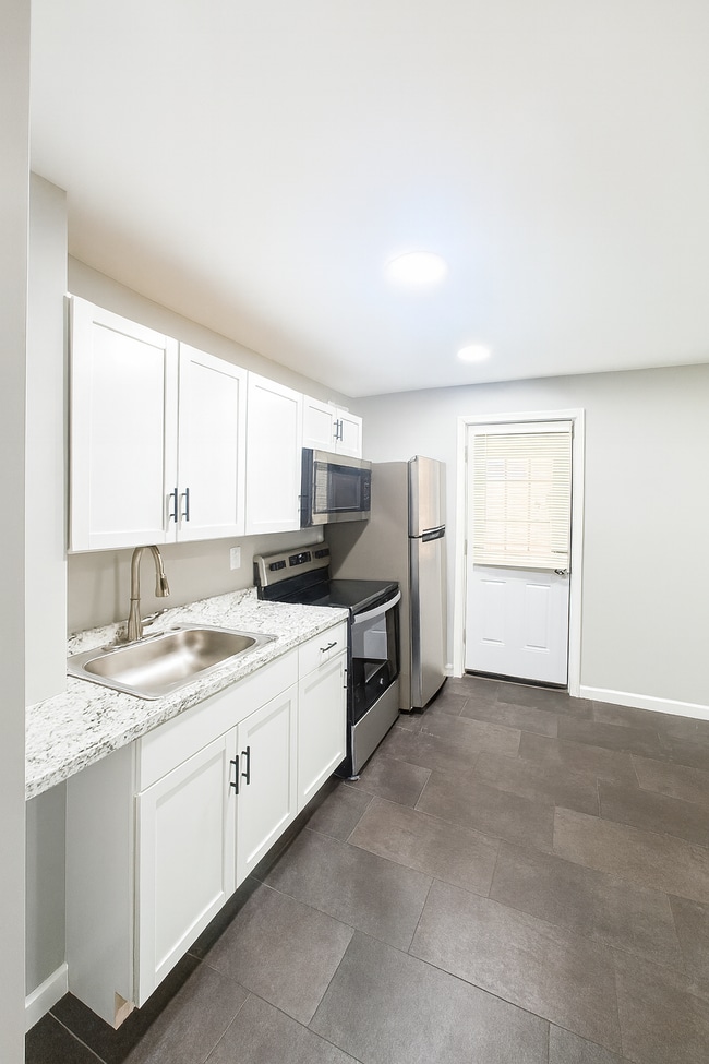 41 Fayette St, Unit 2 in Binghamton, NY - Building Photo - Building Photo