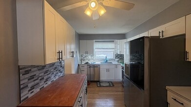 86 Notre Dame Ave, Unit 2 in Staten Island, NY - Building Photo - Building Photo