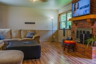 1001 W Will Rogers Dr in Stillwater, OK - Building Photo - Building Photo