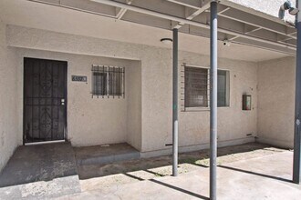 6337 10th Ave in Los Angeles, CA - Building Photo - Building Photo