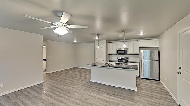11216 Burnham Ave in Oklahoma City, OK - Building Photo - Building Photo