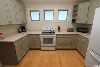 56910 North Carolina Hwy 12 in Hatteras, NC - Building Photo - Building Photo