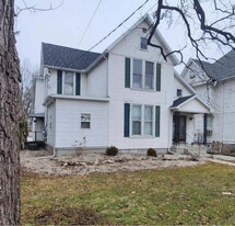 1014 W Market St in Lima, OH - Building Photo