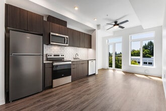 The Hub at 629 in Lacey, WA - Building Photo - Building Photo